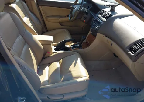 2005 Honda Accord 2.4 Ex from USA, damaged, VIN 1HGCM56835A065214